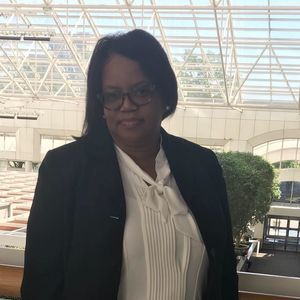 Meet your Posher, Sandra